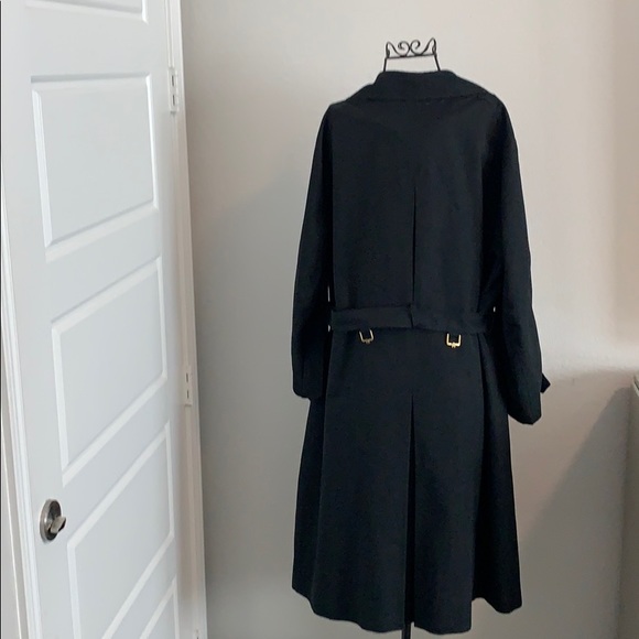 Coat - Picture 6 of 14